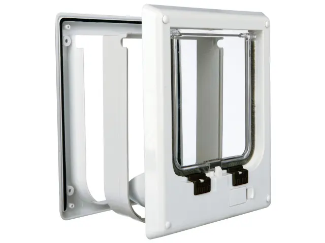 Usa batanta pentru pisici Trixie 4-Way Alba cu Tunel 21,1 x 24,4 cm