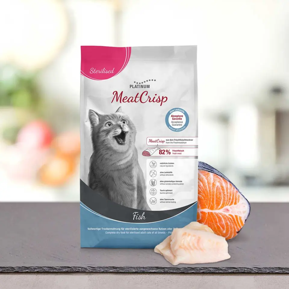 Platinum MeatCrisp, Hrana uscata pentru pisici sterilizate, cu peste, 3 kg
